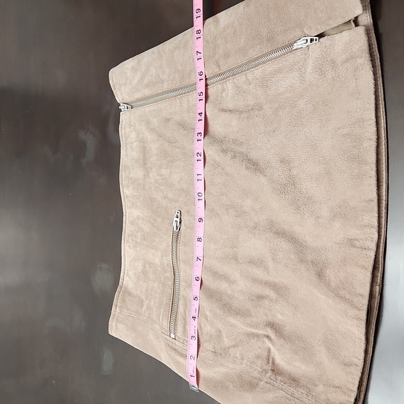 BLANK NYC Suede Skirt - Picture 7 of 12